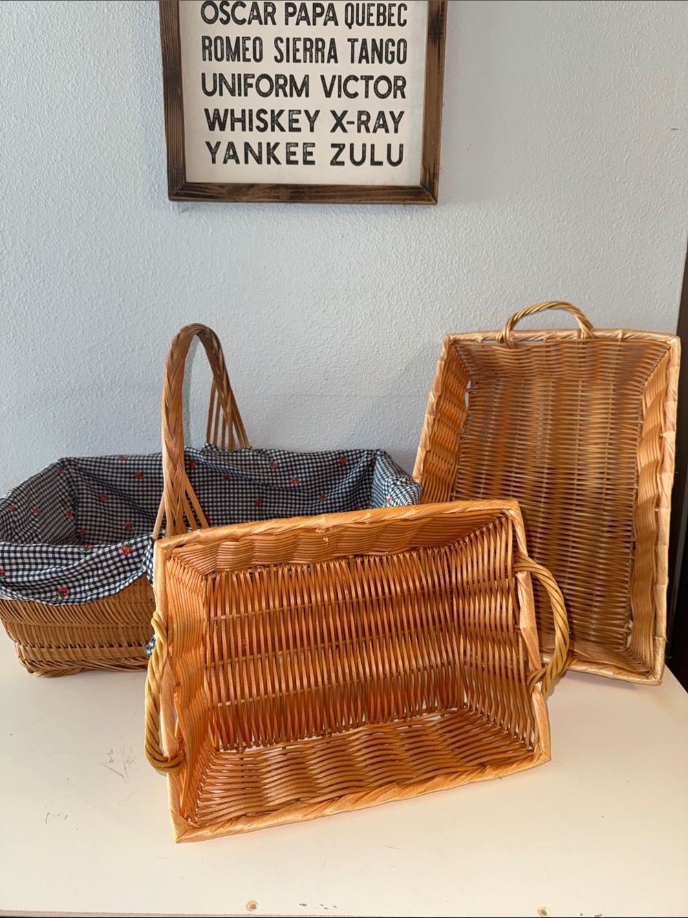Set of 3 Nesting Wicker Baskets Picnic Serving Fruit Veggies Bread Muffins